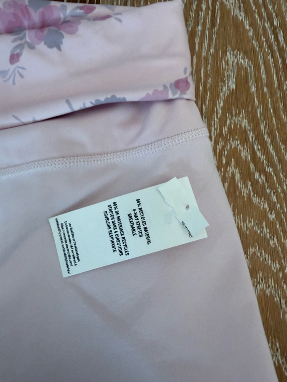 NWT Women's Gilly Hicks Active Foldover Shortie - Picture 4 of 7